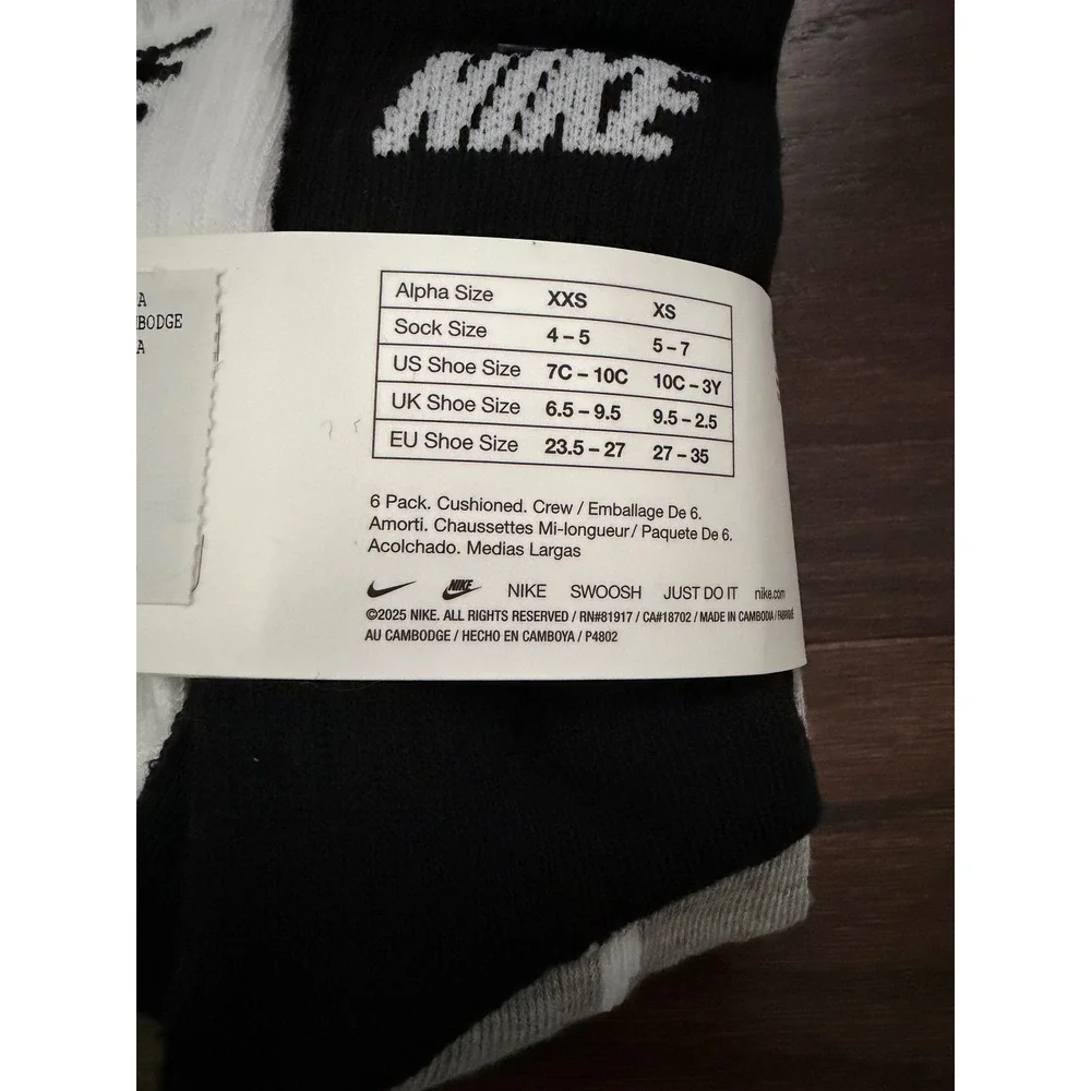 Nike Kids 6 Pack Cushioned Crew Socks Black White Grey BN0509-042 Size 7C-10C